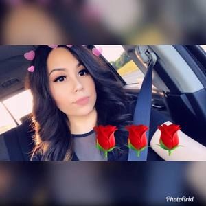 Meet your Posher, Ana